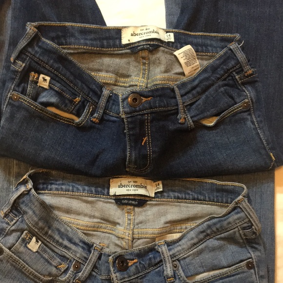 BUNDLE! 3 pairs Abercrombie kids pants - Picture 5 of 10